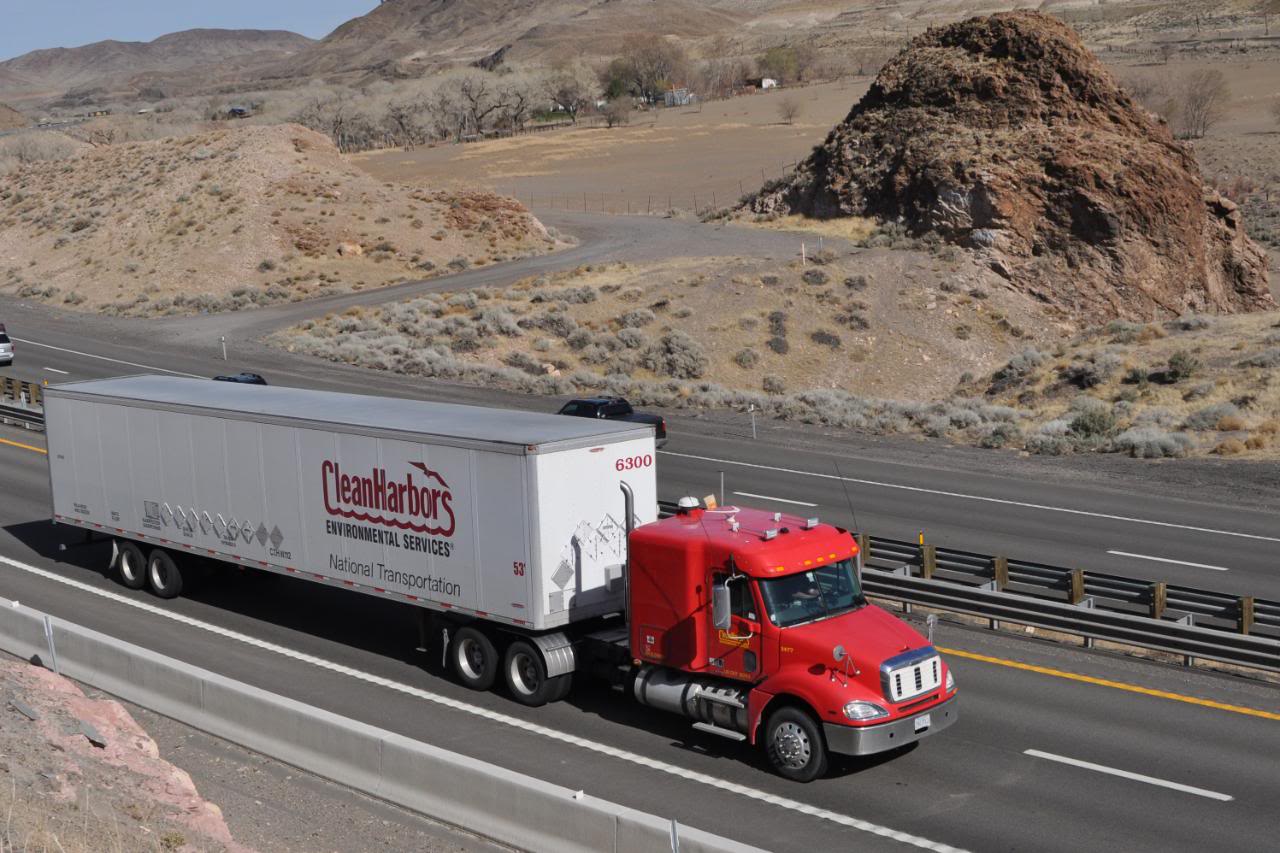 Driving Jobs at Clean Harbors Dry Van