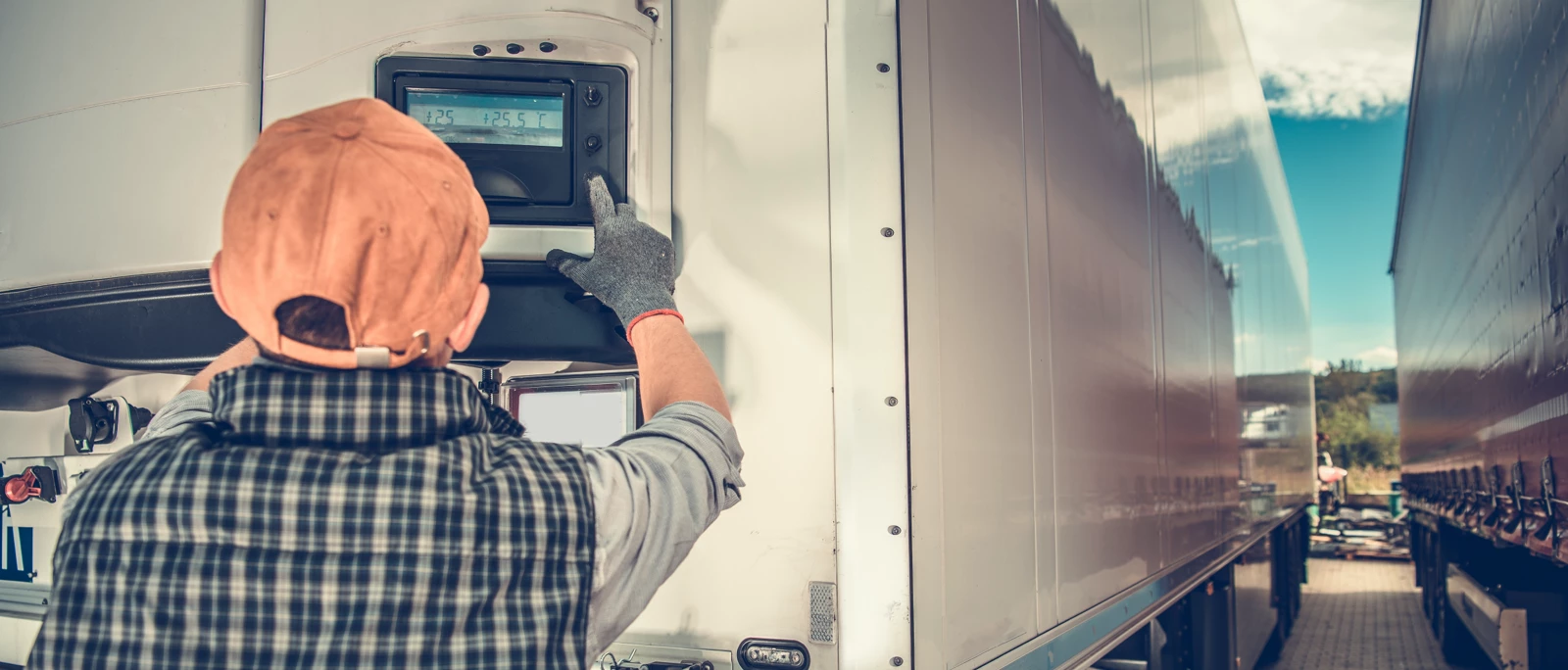 Refrigerated Truck Driving Jobs: What Are They Like?